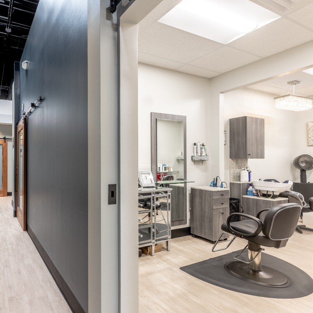 Salon by JC Pearland Broadway