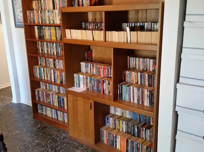 Belle Fleur Book Shelf