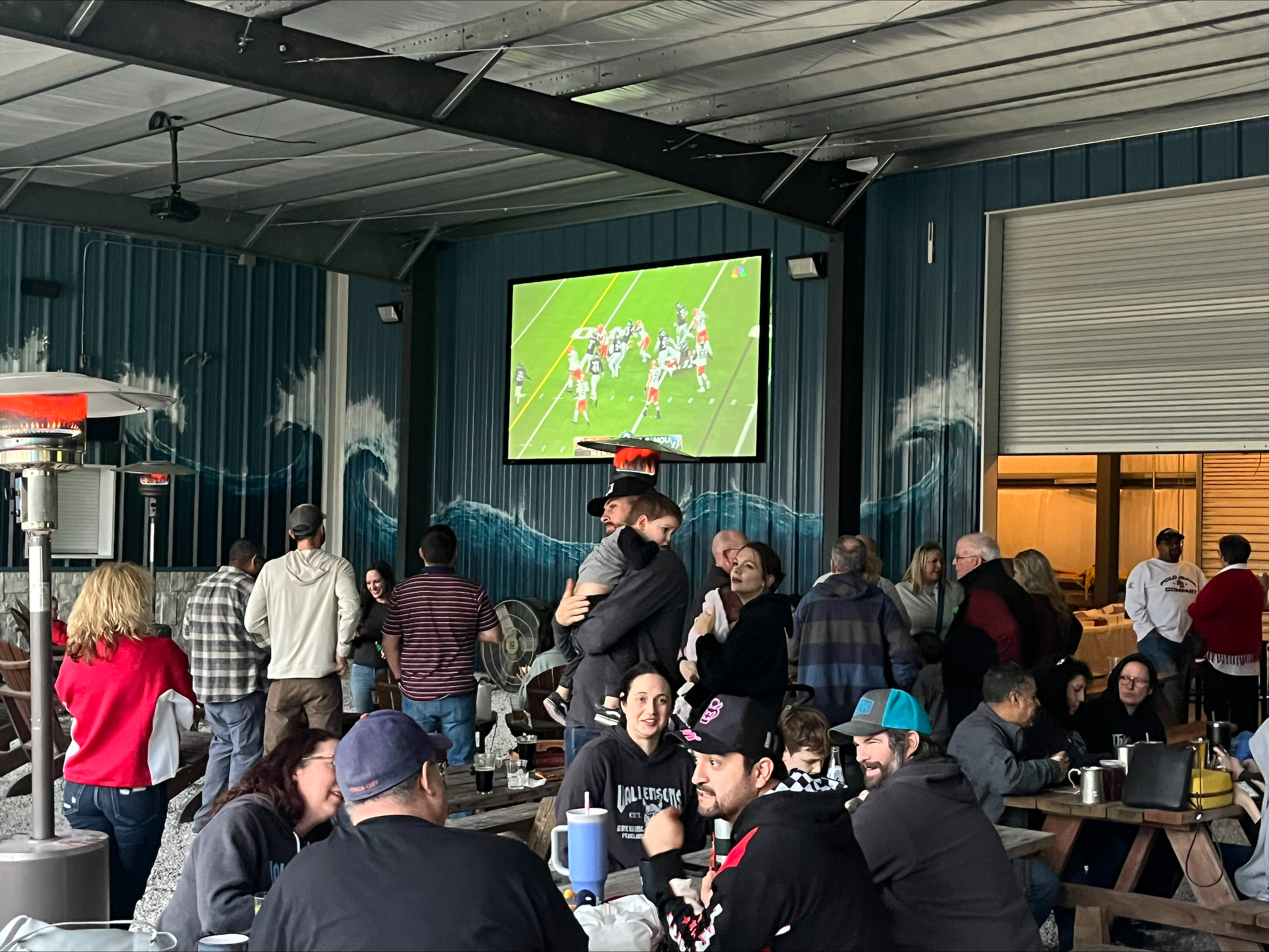 10 Pearland Sports Bars You Need to Visit
