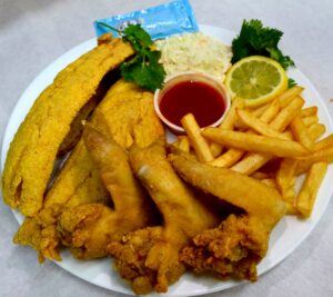 Whale Fish & Chicken Dinner Plate